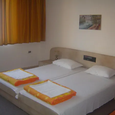 Dimovi 4*