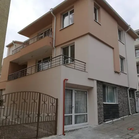 Konukevi Dimovi
