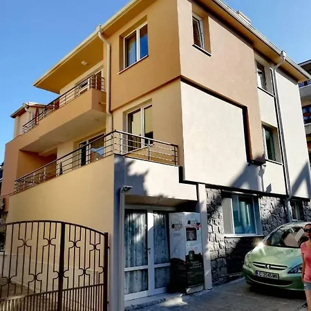 Πανσιόν Dimovi Σωζόπολη