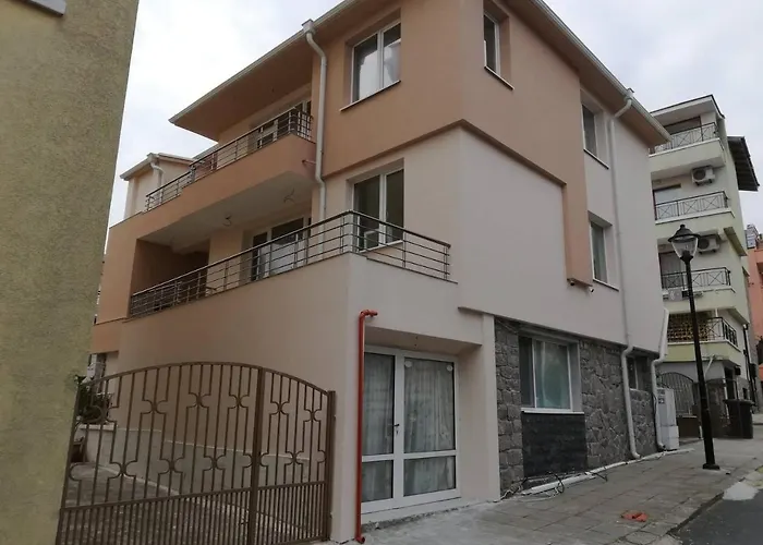 Konukevi Dimovi