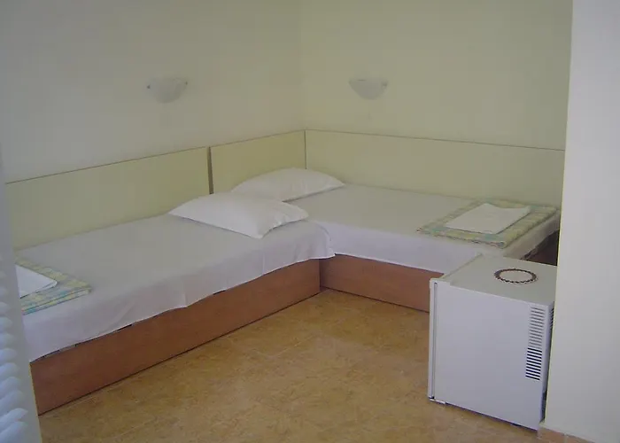 Dimovi Vendégház 4*